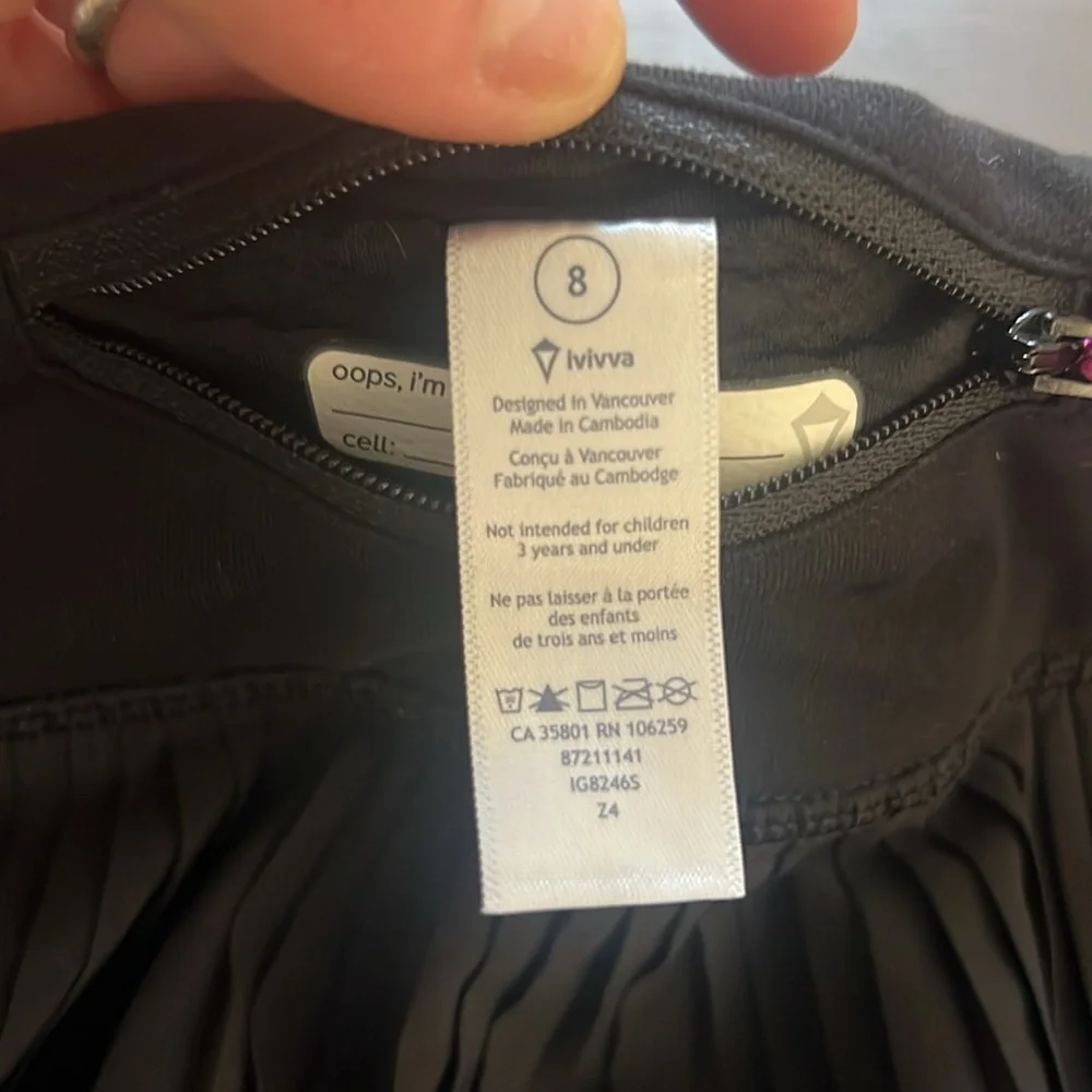 Ivivva Black Pleated Skorts size 8